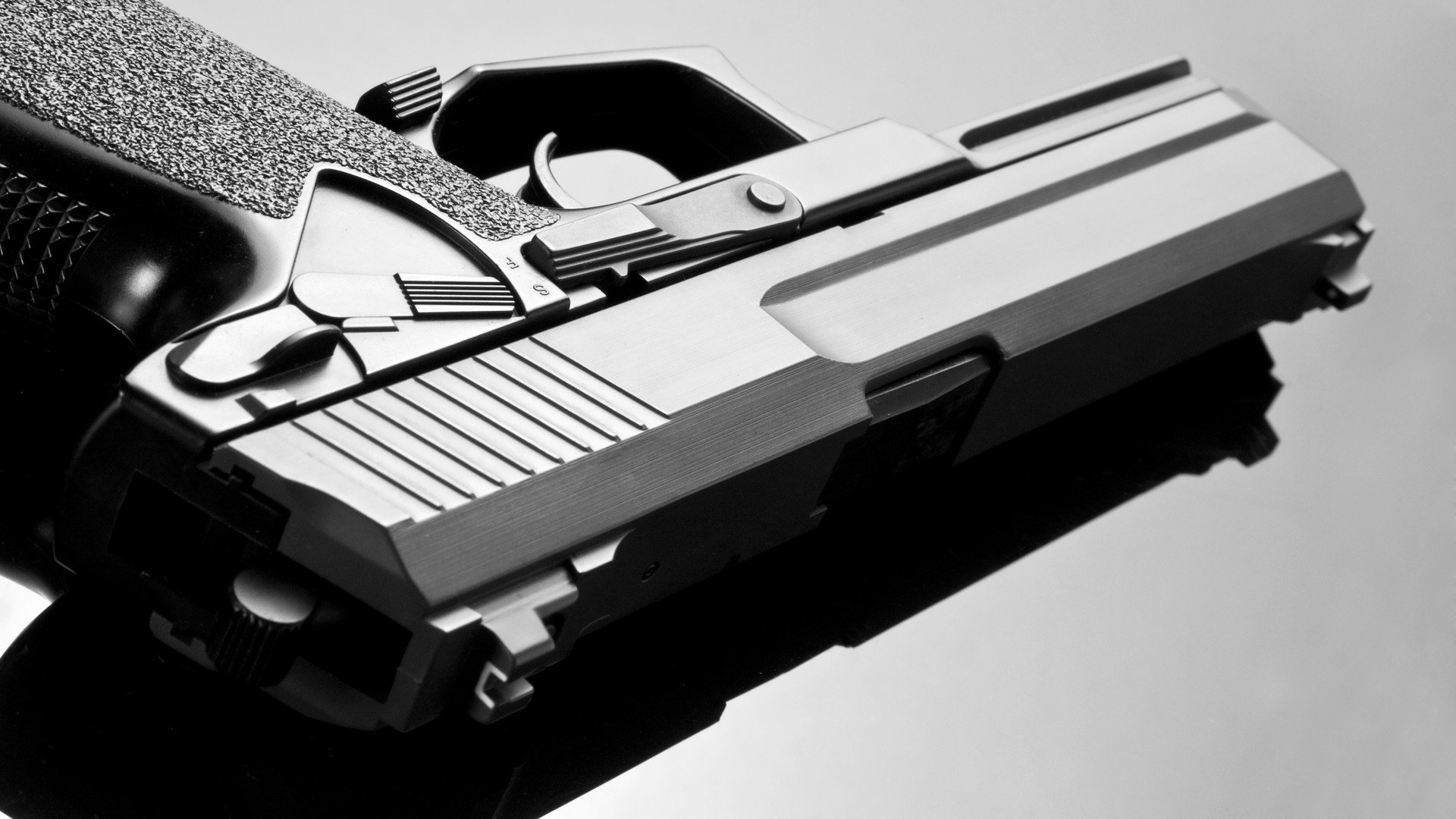 东亚杯中国足球爆冷 球员沟通成焦点,东亚足球队踢中乙时的主力名单