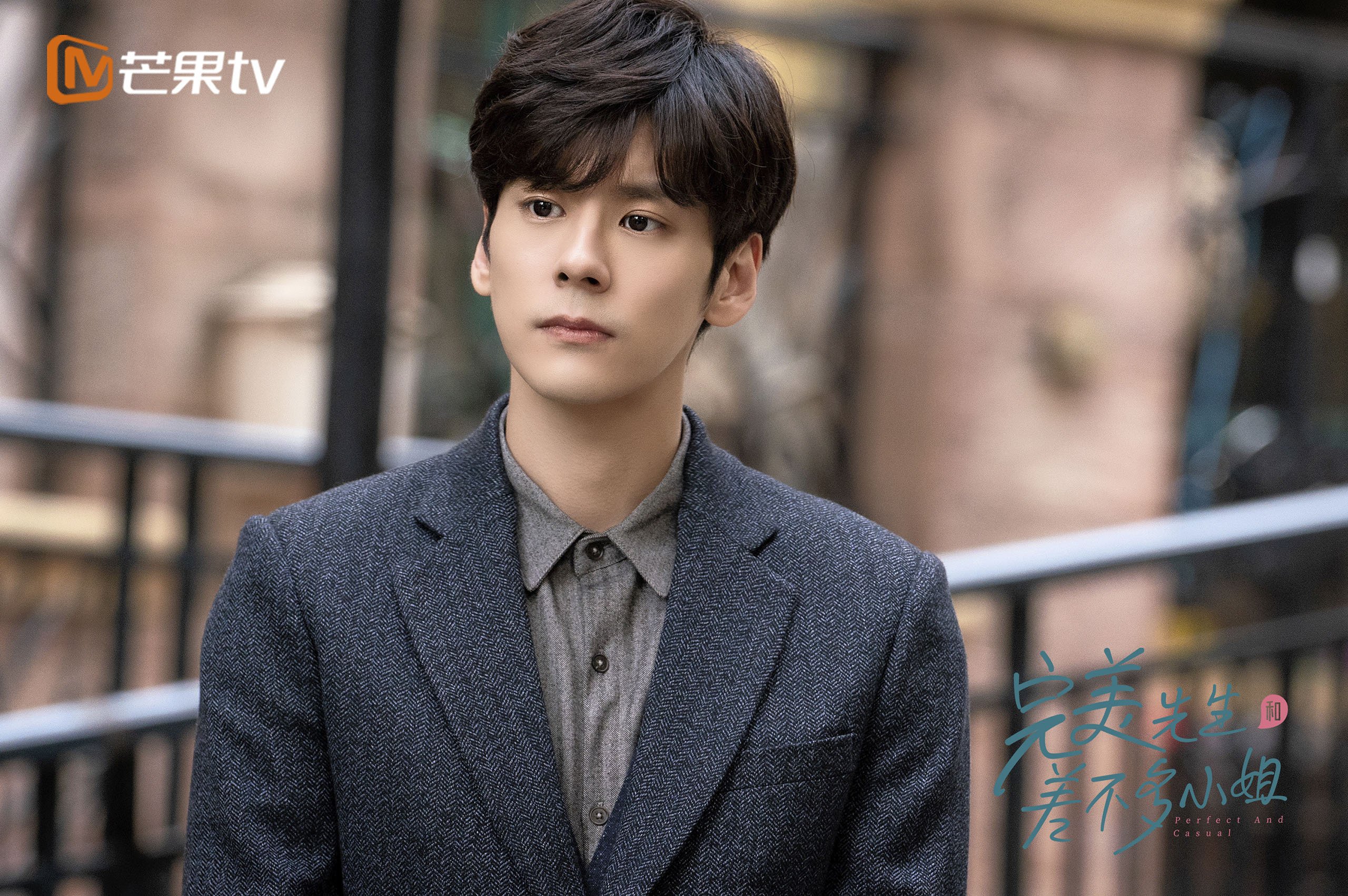 蛙泳划频控制精准,蛙泳划水频率越低越好吗